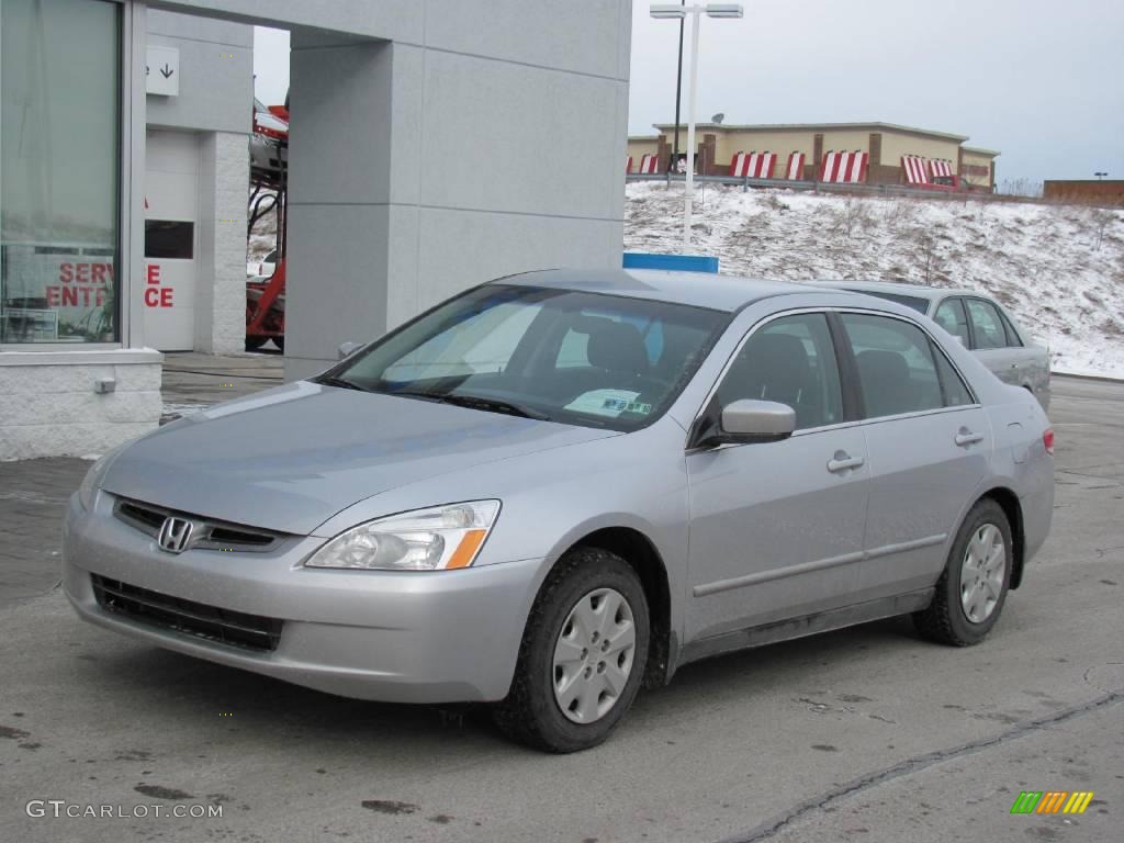 2003 Accord LX Sedan - Satin Silver Metallic / Gray photo #2
