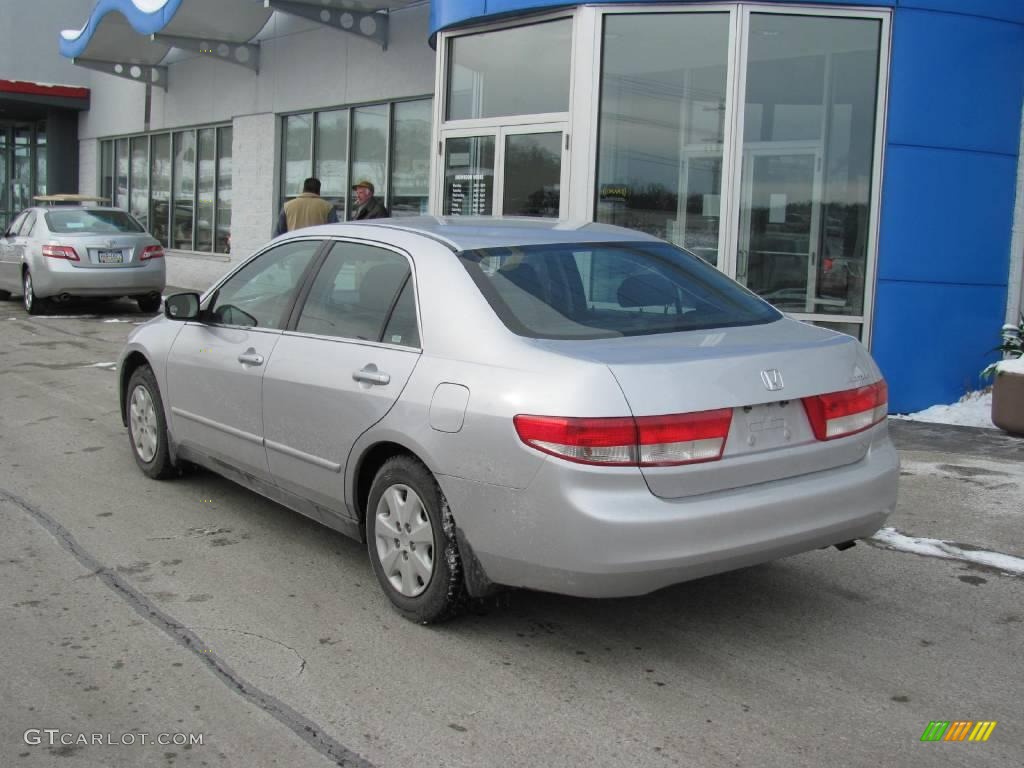 2003 Accord LX Sedan - Satin Silver Metallic / Gray photo #4