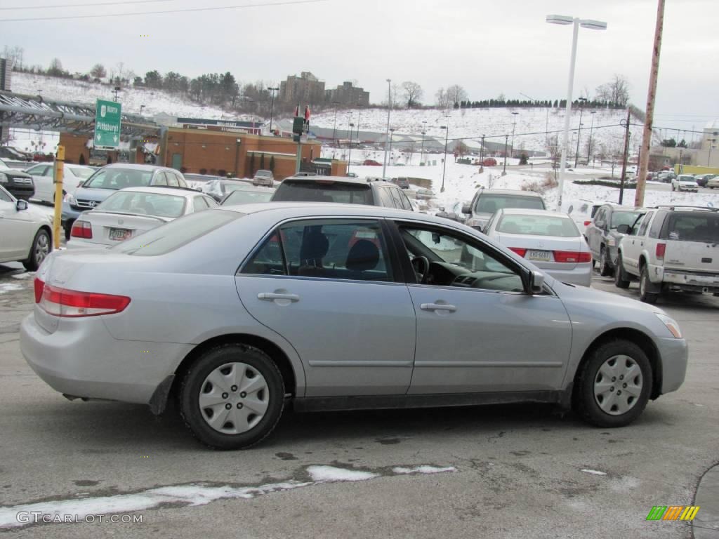2003 Accord LX Sedan - Satin Silver Metallic / Gray photo #7