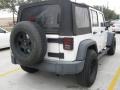 Stone White - Wrangler Unlimited X Photo No. 3