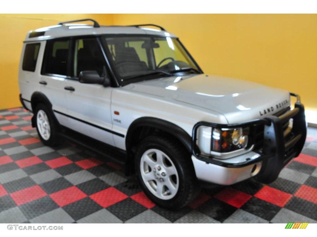 Zambezi Silver Land Rover Discovery