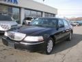 2006 Black Lincoln Town Car Executive L  photo #2