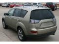 2007 Desert Sand Metallic Mitsubishi Outlander XLS  photo #2