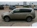 2007 Desert Sand Metallic Mitsubishi Outlander XLS  photo #12