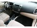 2007 Desert Sand Metallic Mitsubishi Outlander XLS  photo #32