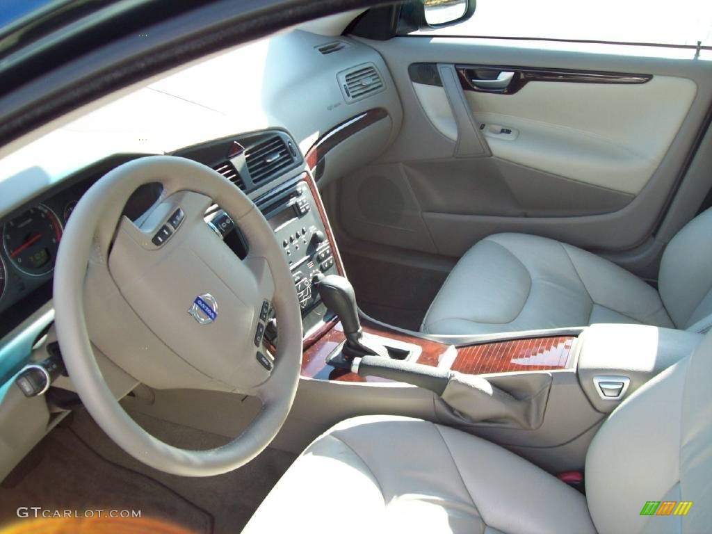 2007 V70 2.4 - Barents Blue Metallic / Taupe/Light Taupe photo #15