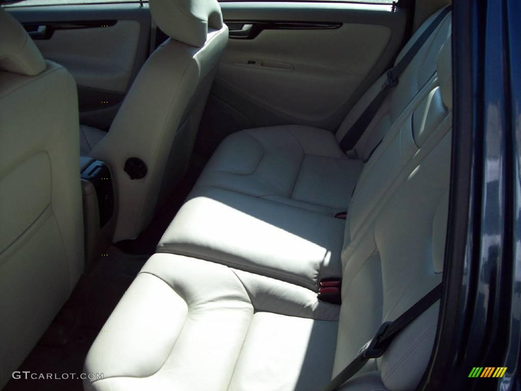 2007 V70 2.4 - Barents Blue Metallic / Taupe/Light Taupe photo #17