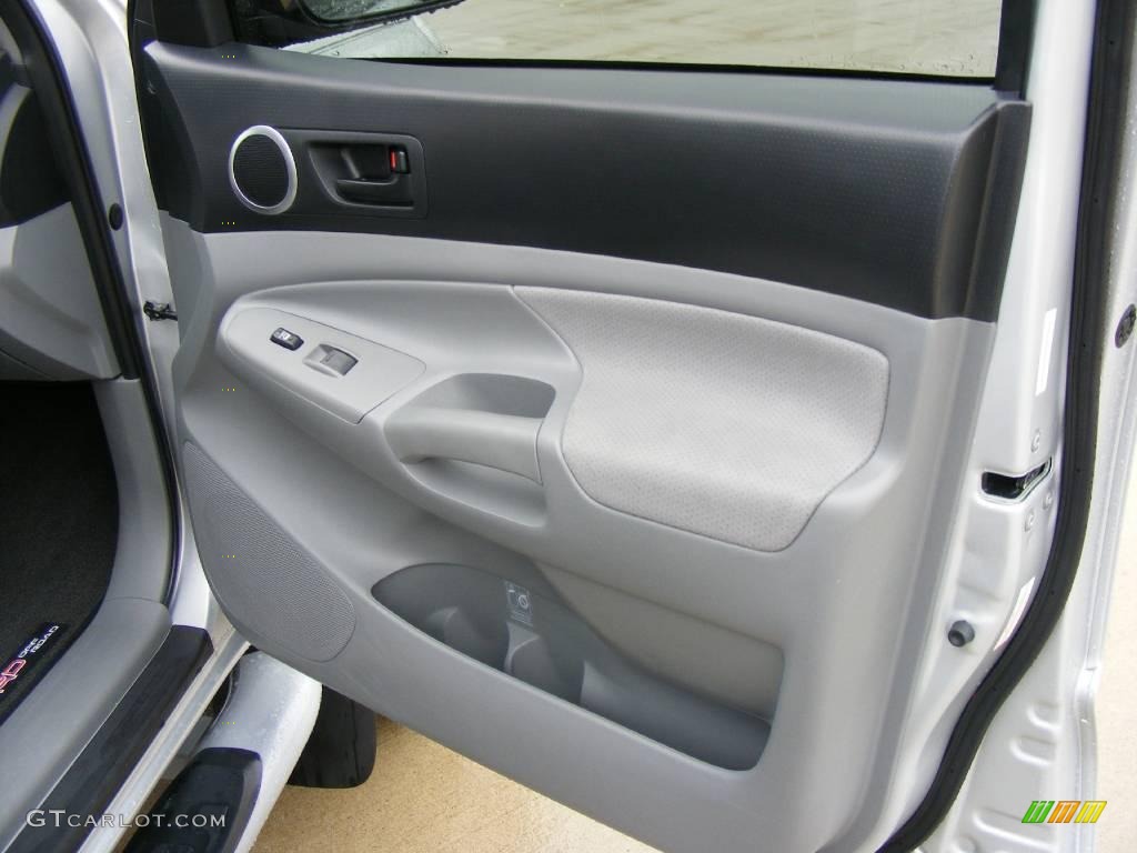 2008 Tacoma V6 PreRunner TRD Double Cab - Silver Streak Mica / Graphite Gray photo #28