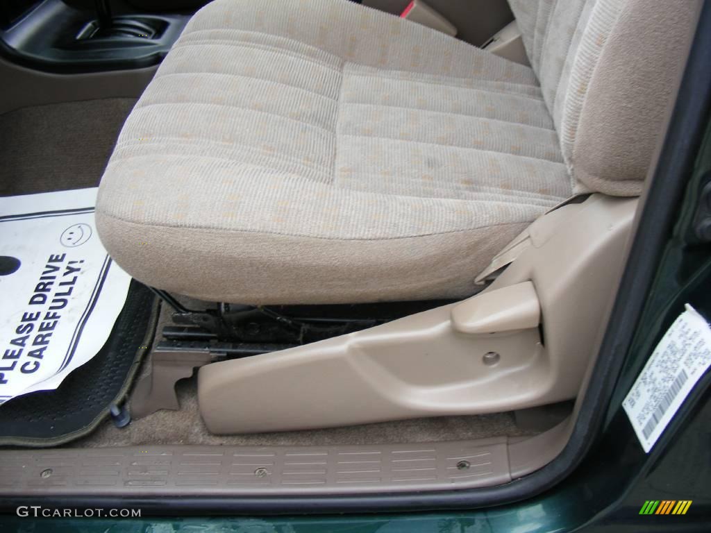 1999 4Runner  - Imperial Jade Green Mica / Oak photo #38