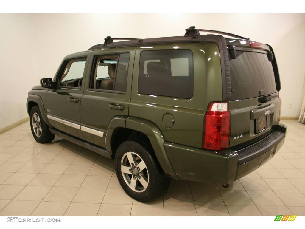2006 Commander 4x4 - Jeep Green Metallic / Medium Slate Gray photo #5