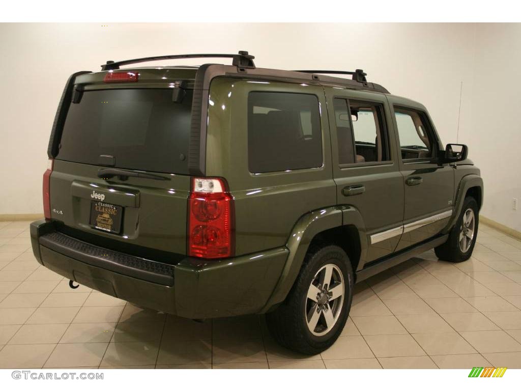 2006 Commander 4x4 - Jeep Green Metallic / Medium Slate Gray photo #7