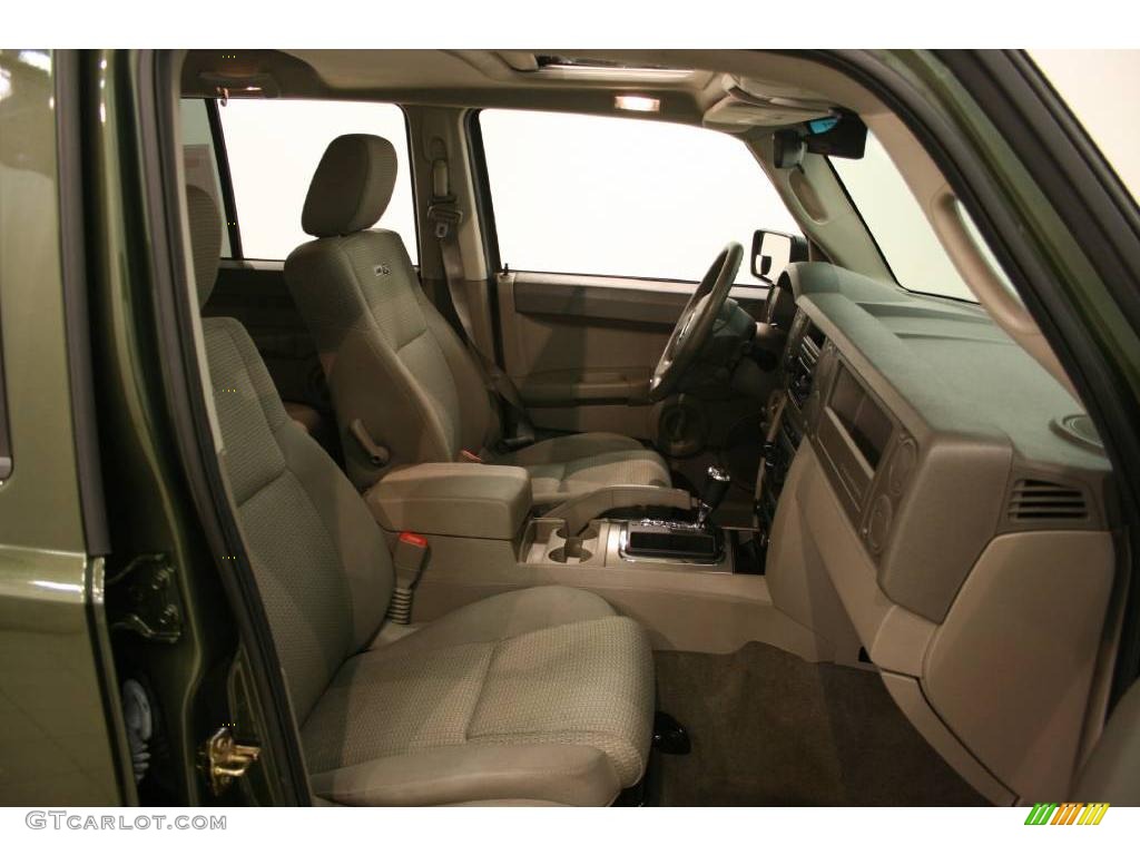 2006 Commander 4x4 - Jeep Green Metallic / Medium Slate Gray photo #13