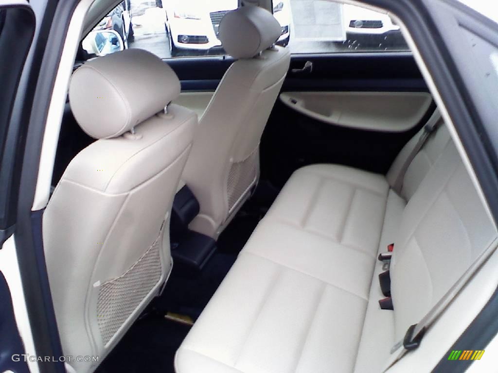 1998 A4 1.8T quattro Sedan - Pearl White Pearlescent / Ecru/Royal Blue photo #8