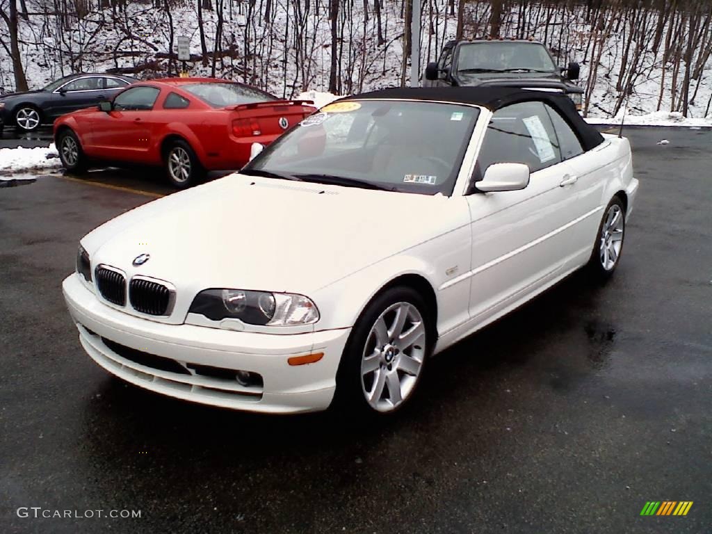 2003 3 Series 325i Convertible - Alpine White / Sand photo #1