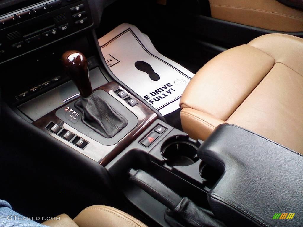 2003 3 Series 325i Convertible - Alpine White / Sand photo #10