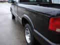 2001 Onyx Black Chevrolet S10 LS Extended Cab  photo #11