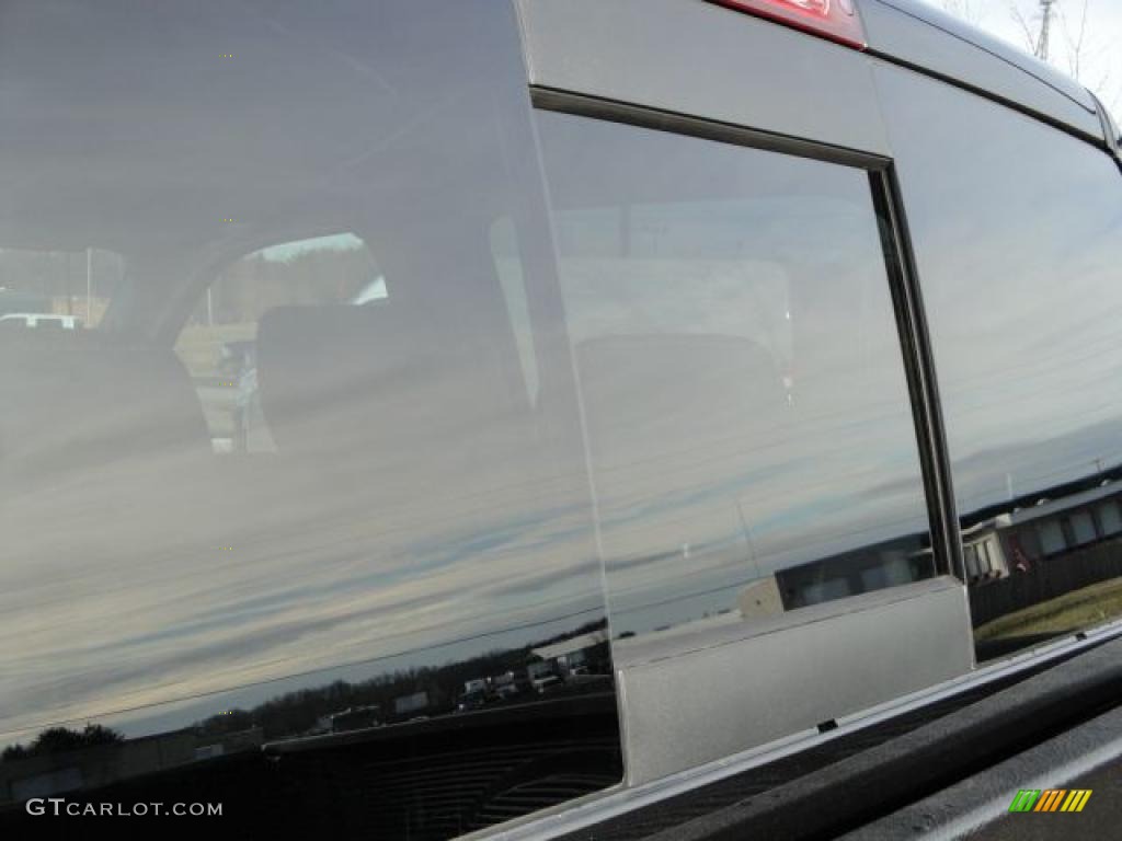 2010 Ram 2500 Laramie Crew Cab 4x4 - Brilliant Black Crystal Pearl / Dark Slate photo #14