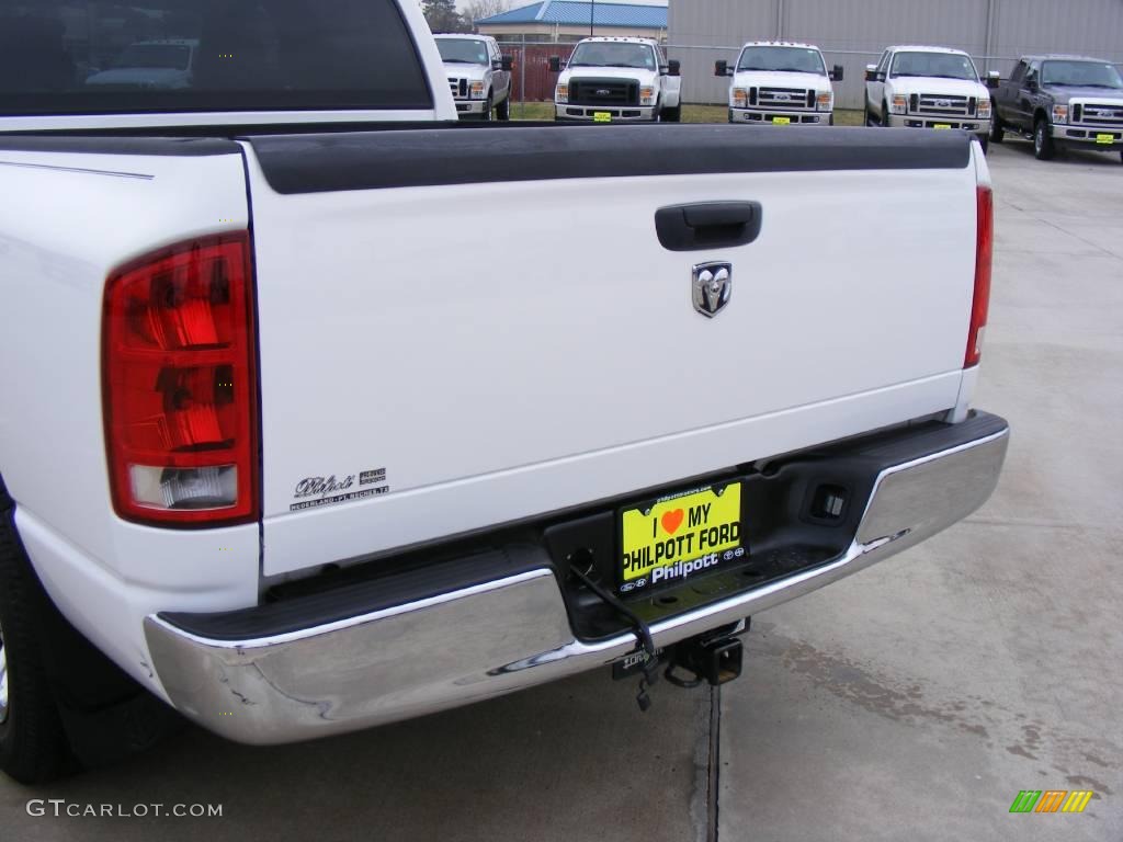 2006 Ram 1500 ST Quad Cab - Bright White / Medium Slate Gray photo #21