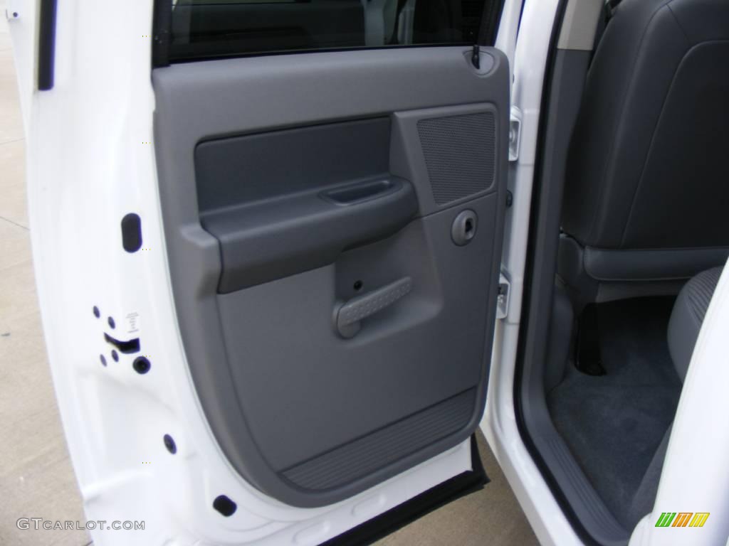 2006 Ram 1500 ST Quad Cab - Bright White / Medium Slate Gray photo #29