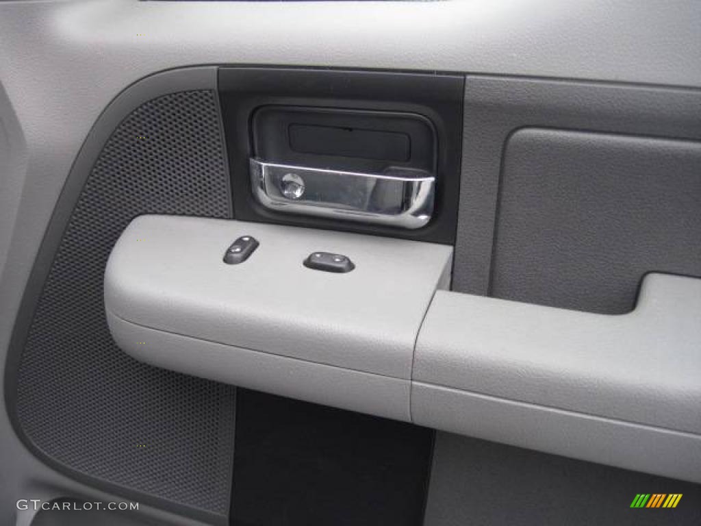 2005 F150 XLT SuperCab - Medium Wedgewood Blue Metallic / Medium Flint Grey photo #16