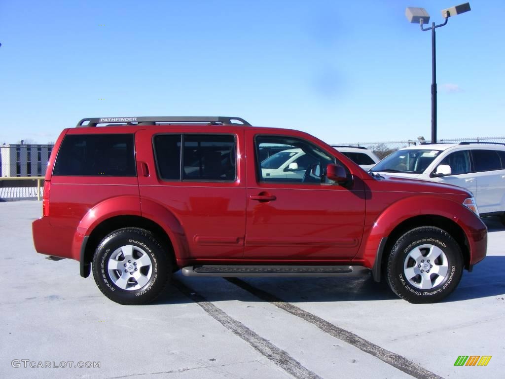 2006 Pathfinder SE 4x4 - Red Brawn Pearl / Graphite photo #7