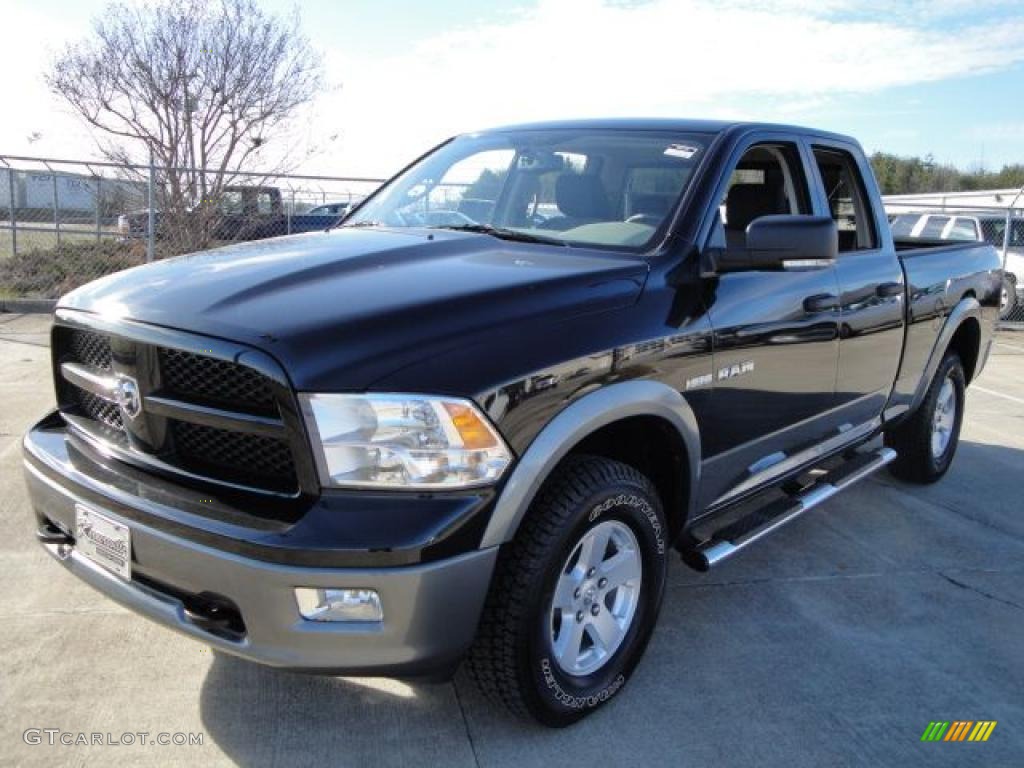 2009 Ram 1500 TRX4 Quad Cab 4x4 - Brilliant Black Crystal Pearl / Dark Slate/Medium Graystone photo #7