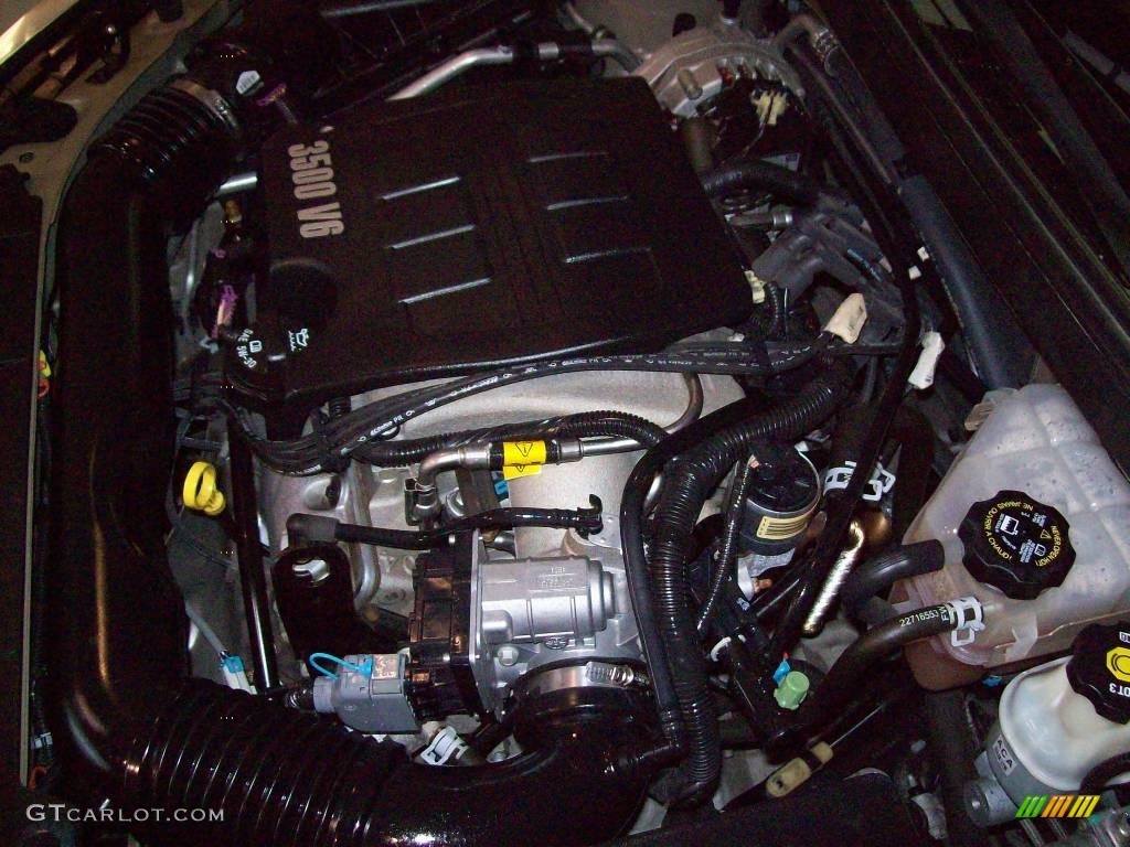 2005 G6 Sedan - Sedona Beige Metallic / Light Taupe photo #30