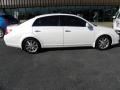 Blizzard White Pearl - Avalon Limited Photo No. 2