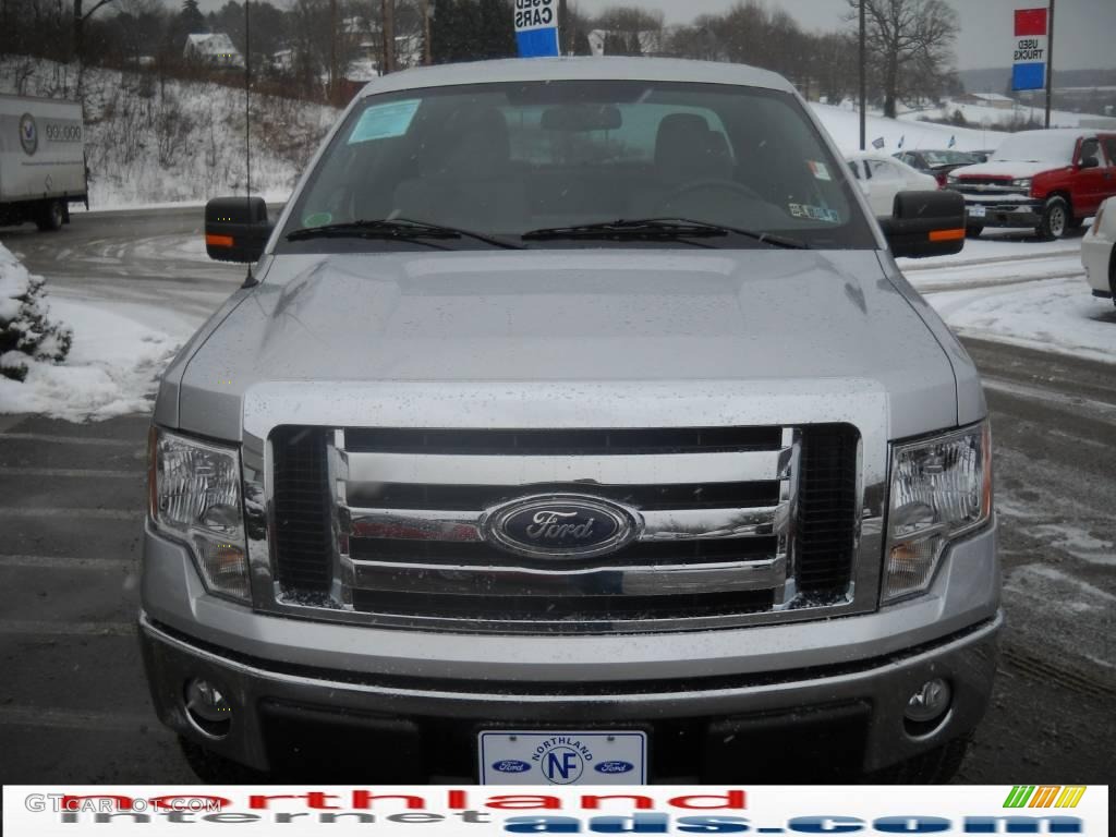 2010 F150 XLT SuperCrew 4x4 - Ingot Silver Metallic / Medium Stone photo #3