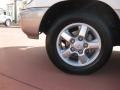 Natural White - Land Cruiser  Photo No. 8