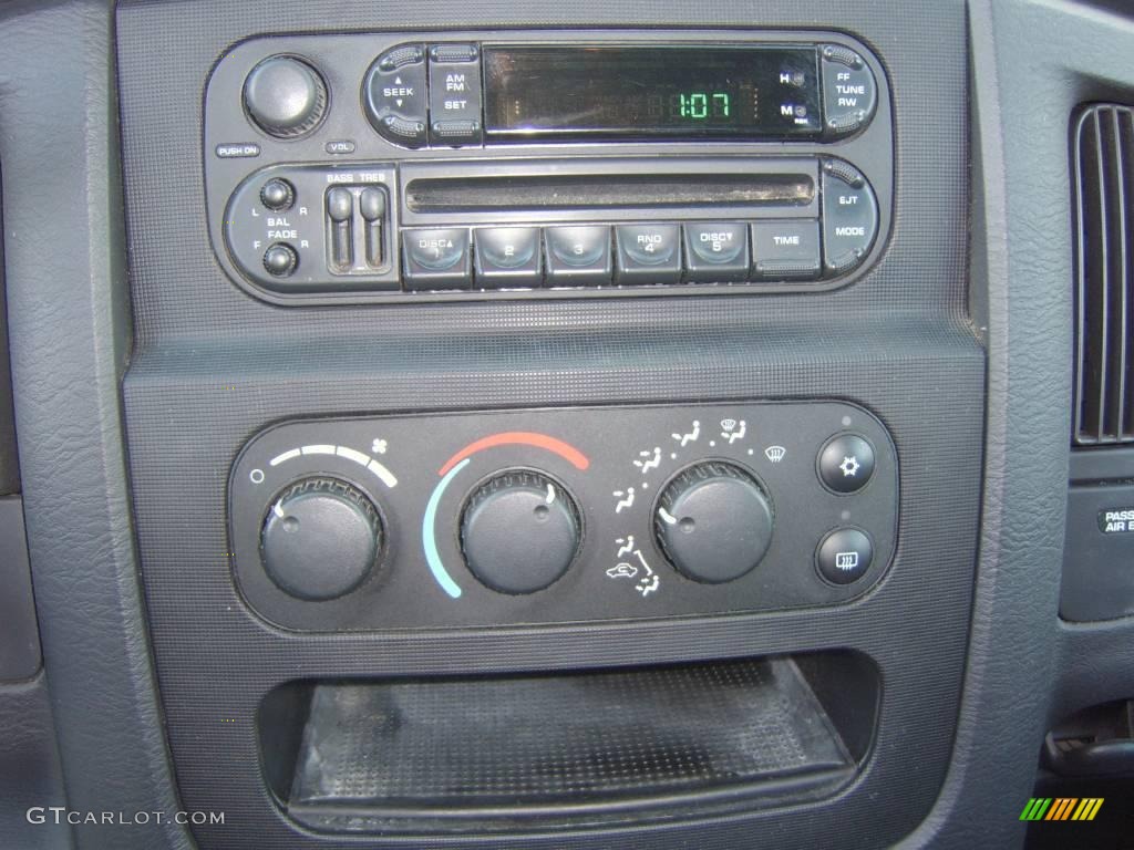 2004 Ram 1500 SLT Regular Cab - Bright White / Dark Slate Gray photo #11