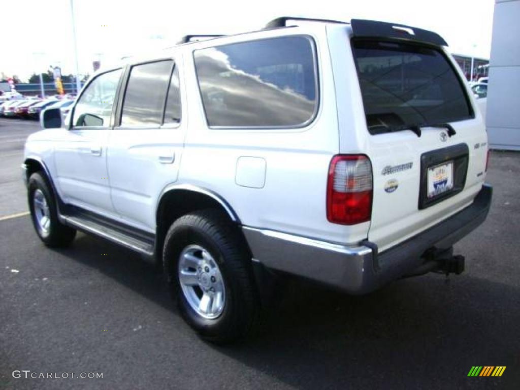 1999 4Runner SR5 4x4 - Natural White / Gray photo #3