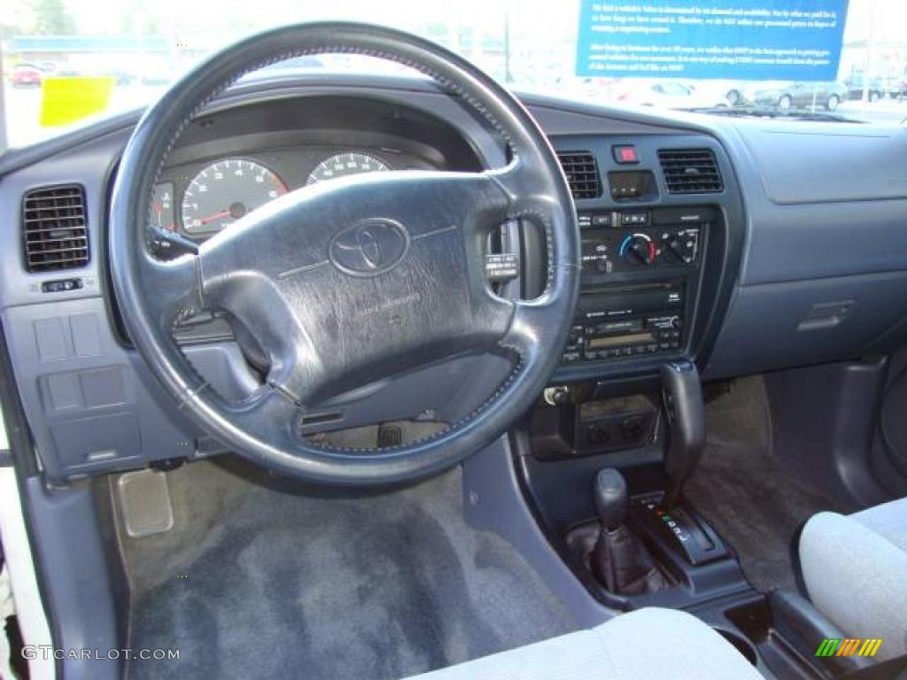 1999 4Runner SR5 4x4 - Natural White / Gray photo #11