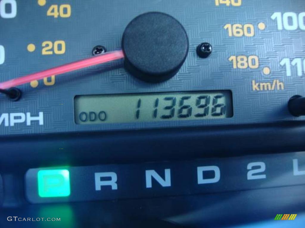 1999 4Runner SR5 4x4 - Natural White / Gray photo #15