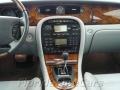 Platinum Silver Metallic - XJ XJR Photo No. 17
