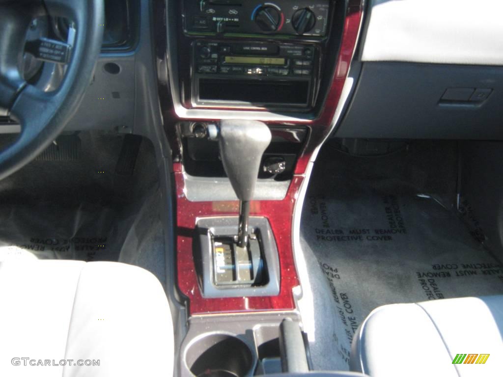 1999 4Runner  - Millennium Silver Metallic / Gray photo #22