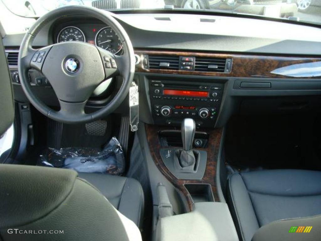 2008 3 Series 328i Sedan - Alpine White / Black photo #12