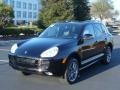 Black - Cayenne S Titanium Photo No. 3