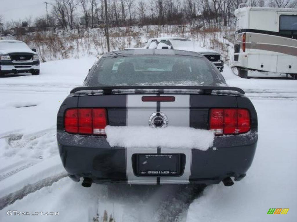 2007 Mustang GT Deluxe Coupe - Alloy Metallic / Dark Charcoal photo #3