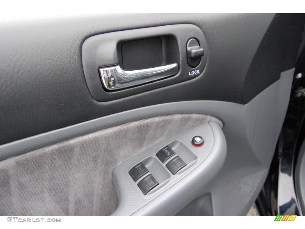 2003 Civic EX Sedan - Nighthawk Black Pearl / Gray photo #17