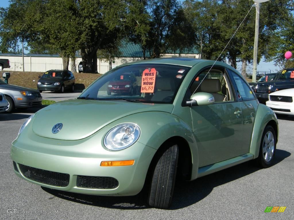 2007 New Beetle 2.5 Coupe - Gecko Green Metallic / Cream photo #1