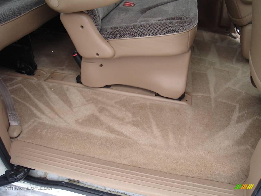 1996 Caravan  - White / Beige photo #16