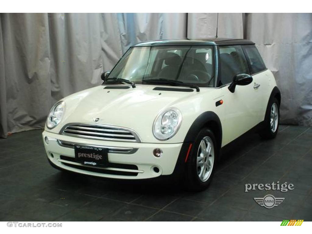 Pepper White Mini Cooper