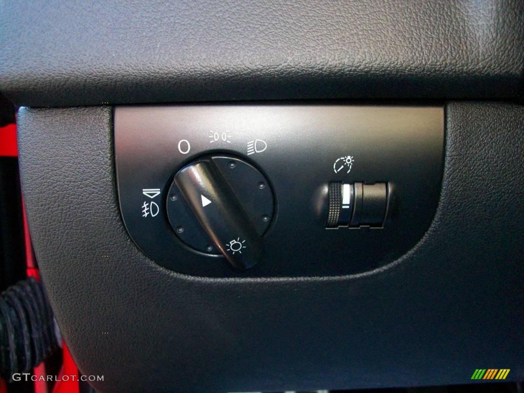 2002 TT 1.8T quattro Coupe - Amulet Red / Aviator Grey photo #20