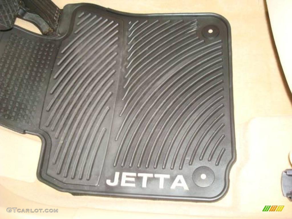 2008 Jetta SE Sedan - Black / Pure Beige photo #13