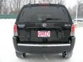 Black - Mariner Luxury 4WD Photo No. 4