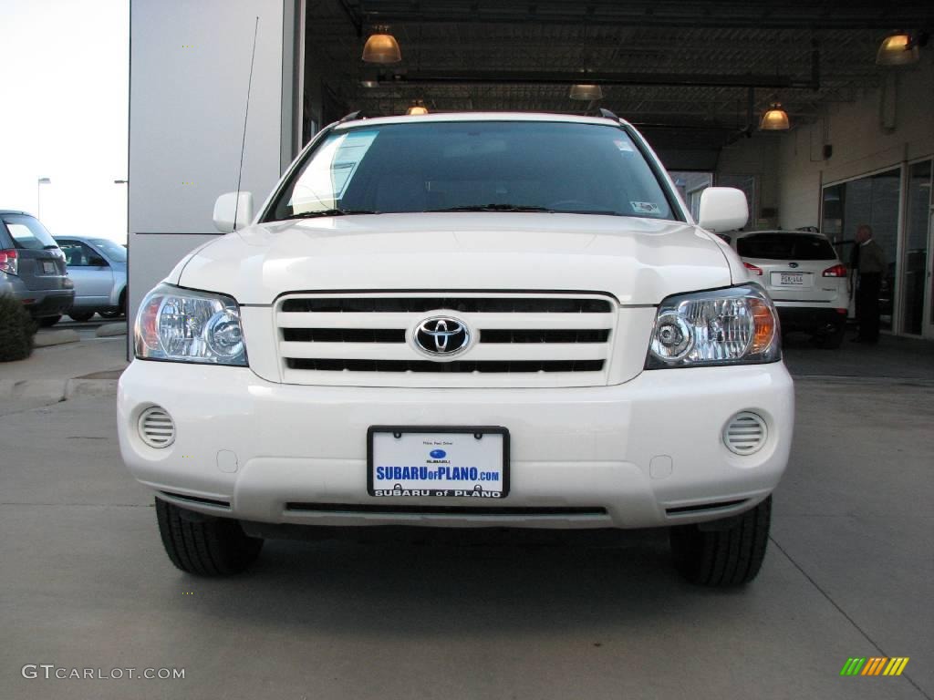2004 Highlander I4 - Super White / Ivory photo #2
