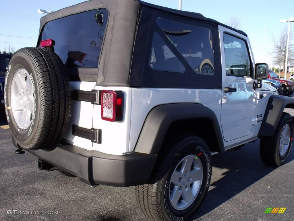 2010 Wrangler Sport 4x4 - Stone White / Dark Slate Gray/Medium Slate Gray photo #3