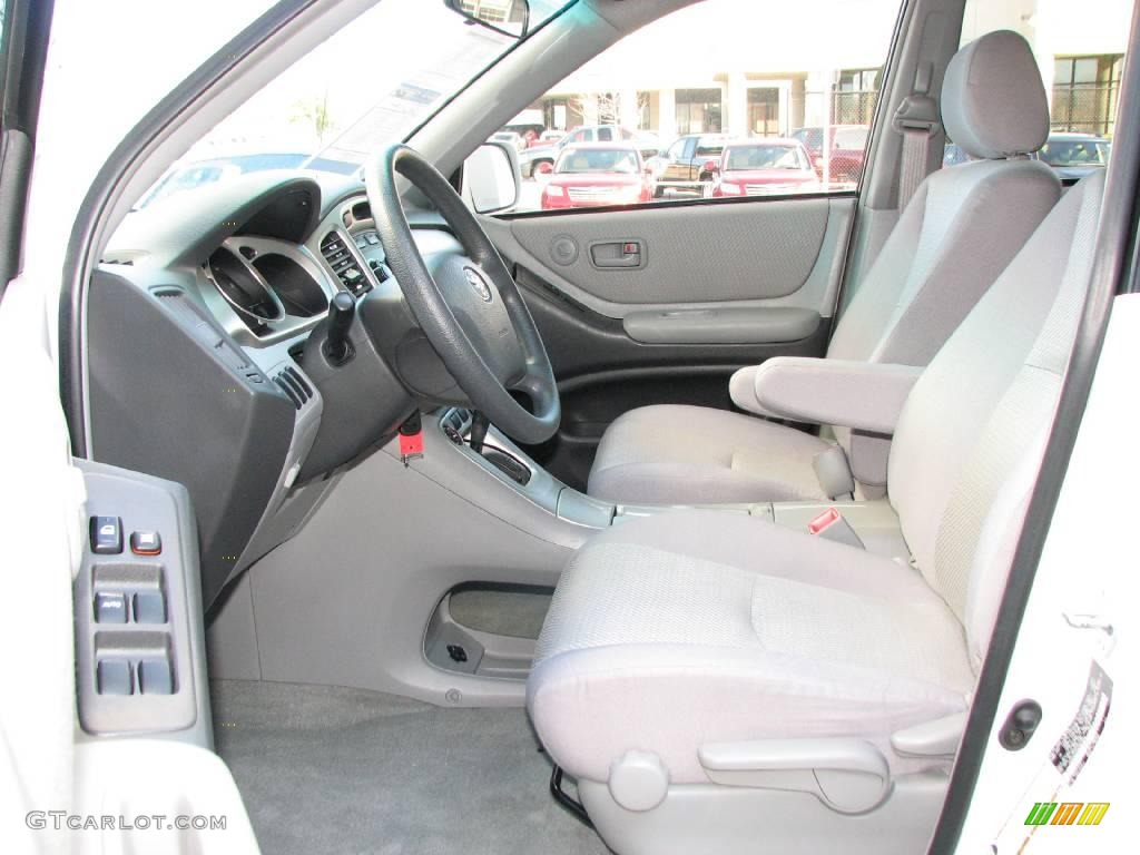 2004 Highlander I4 - Super White / Ivory photo #9