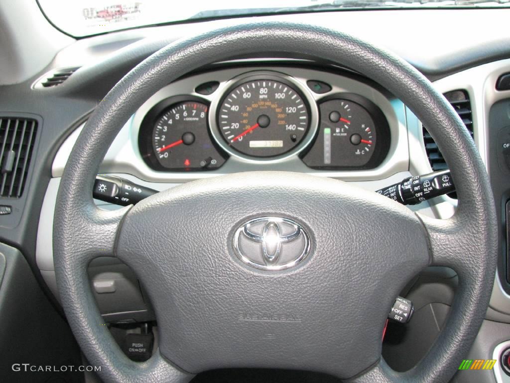 2004 Highlander I4 - Super White / Ivory photo #15